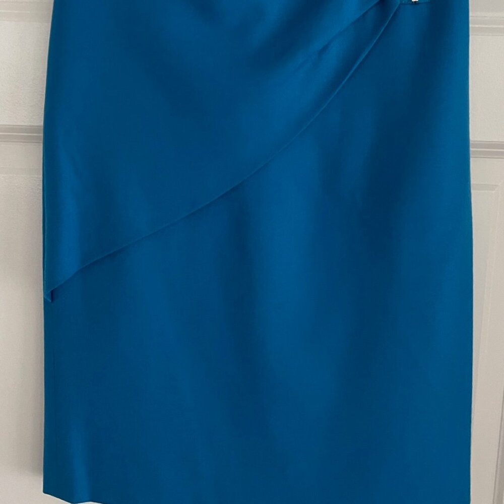 Hugo Boss Teal Pencil Skirt with Zipper Accent - Picture 8 of 8